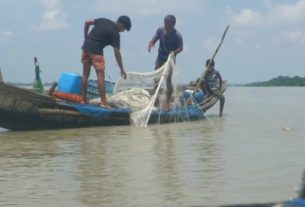 পটুয়াখালীর রাঙ্গাবালীতে জেলেদের কাছে ছয় লাখ টাকা চাঁদা দাবির অভিযোগ স্থানীয় বিএনপি নেতার বিরুদ্ধে